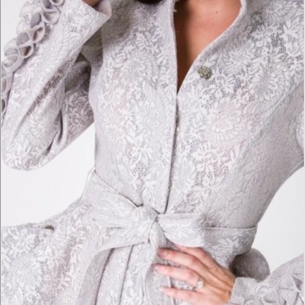 💥Last One💥 NWOT CQ by CQ Silver Lace Skater Coat - Picture 4 of 8